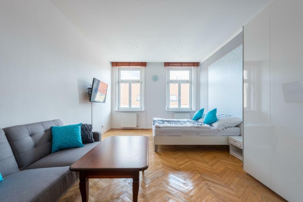 Bright Apartment Few Steps From Centre Praga Exterior foto